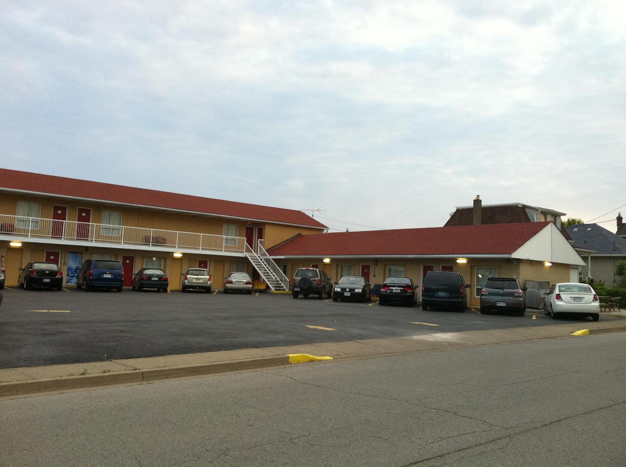 Scottish Inn Near The Falls And Casino Niagara Falls Exterior photo