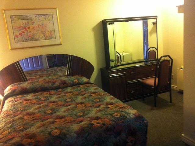 Scottish Inn Near The Falls And Casino Niagara Falls Room photo