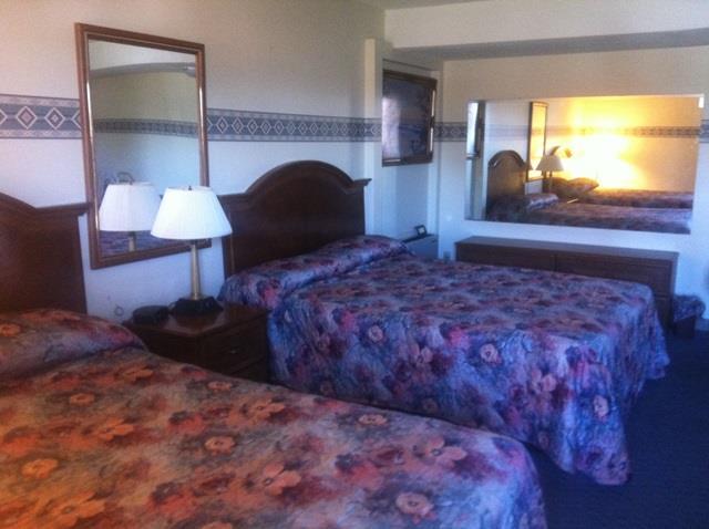 Scottish Inn Near The Falls And Casino Niagara Falls Room photo